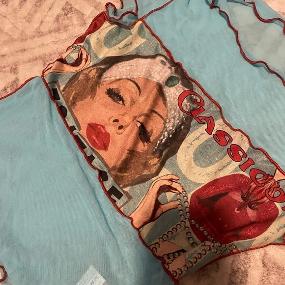 Shein Trendy Transparent Graphic Top - Picture 3 of 4